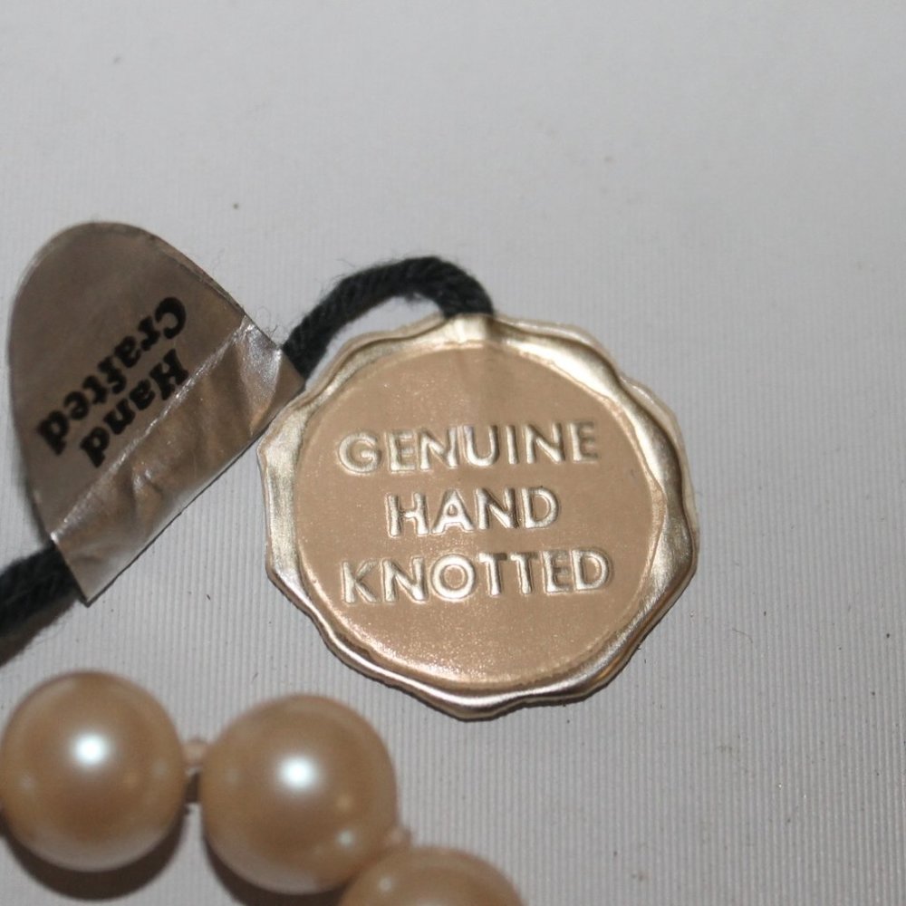 New Hand Knotted Hand Crafted X-Long Cultured Pearls Strand Necklace w Case - Picture 6 of 9